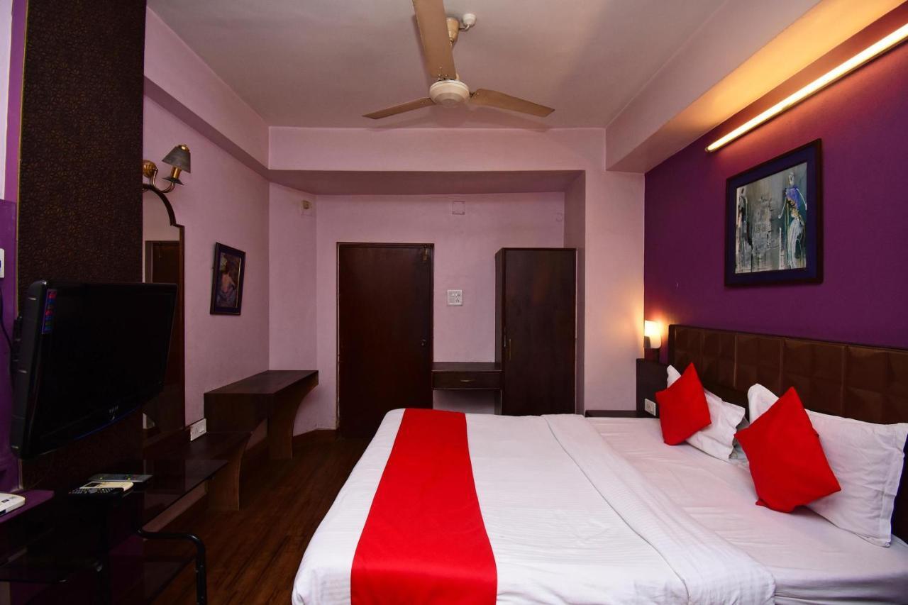 Oyo 2510 Near Camac Street Hotel Kolkata Bagian luar foto