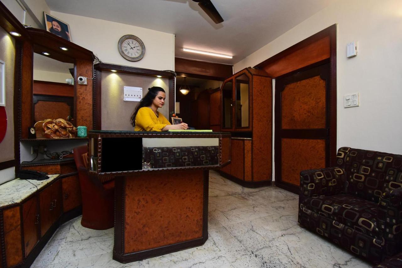 Oyo 2510 Near Camac Street Hotel Kolkata Bagian luar foto