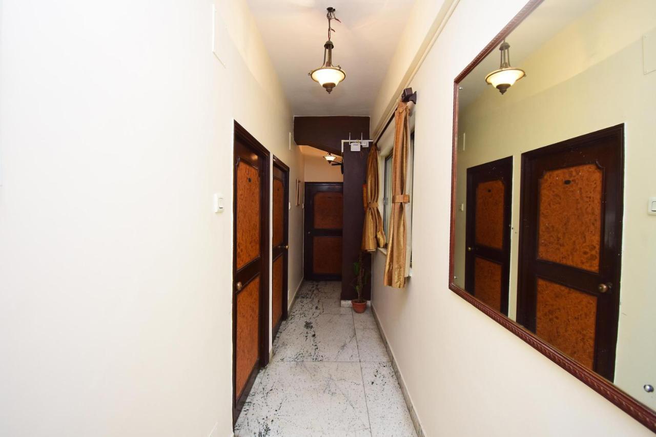 Oyo 2510 Near Camac Street Hotel Kolkata Bagian luar foto