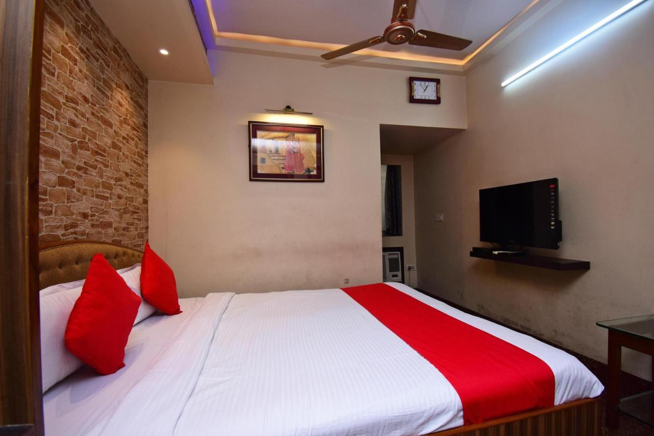Oyo 2510 Near Camac Street Hotel Kolkata Bagian luar foto