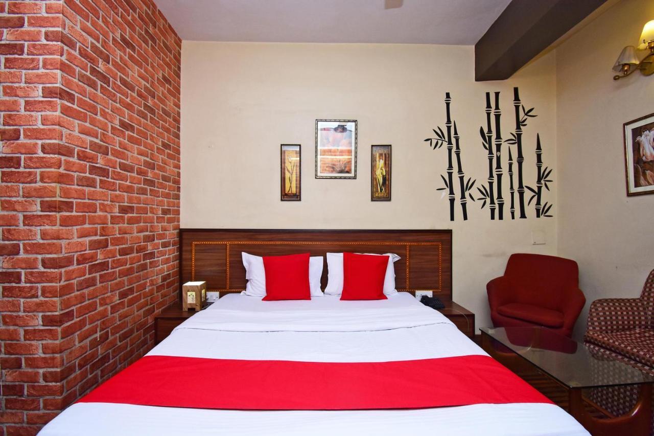 Oyo 2510 Near Camac Street Hotel Kolkata Bagian luar foto